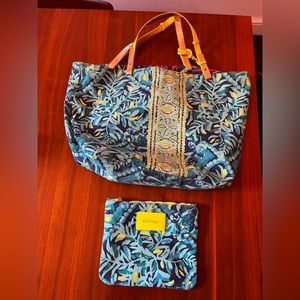Reversible Lilly Pulitzer tote bag with matching pouch